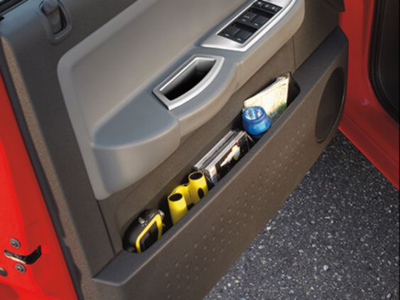 2011 Dodge Dakota Club Cab Door Storage Module 82210907
