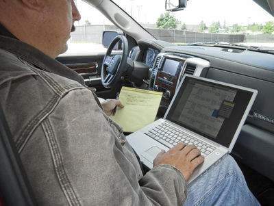 2008 Dodge Dakota Quad Cab Internet for the Vehicle - uconn 82211856AC