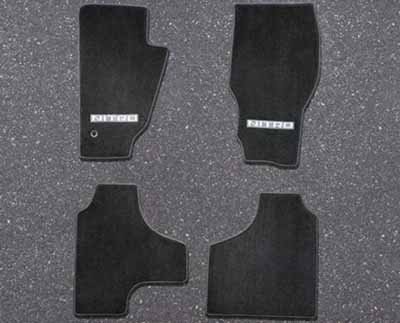 2011 Dodge Nitro Premium Carpet Mats 82212592